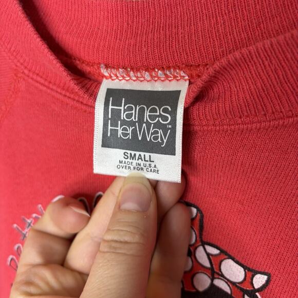 Vintage Betty Boop Hanes Her Way Small Crewneck Sweatshirt Red 1994 USA - Picture 5 of 8